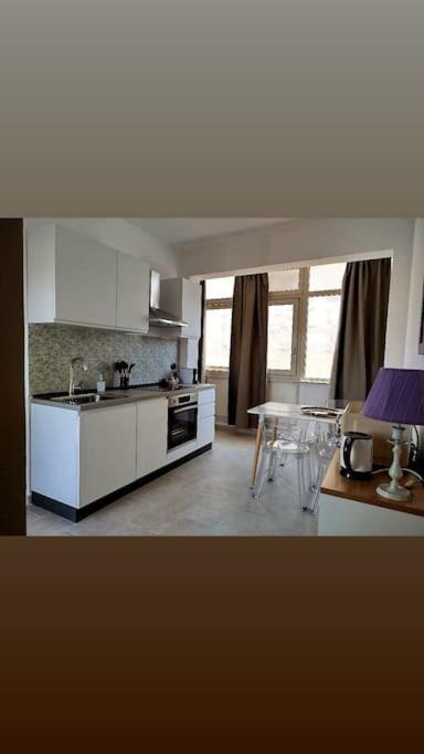 7 Floor Palermo